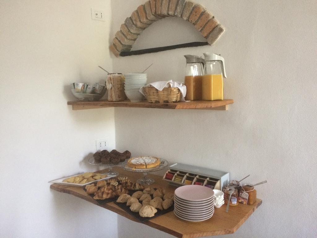 La Stregatta Couette-café